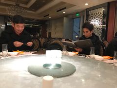 -品悦酒店(三林古镇店)