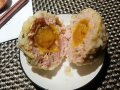 咸蛋黄狮子头-十面春风·江南面馆(崇宁路店)