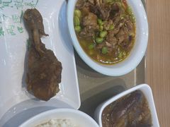 -老乡鸡(西岸凤巢店)