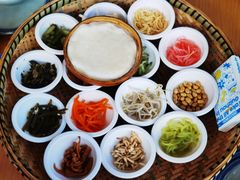 -包整·丝娃娃(一览甲秀楼风景店)