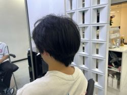 -V7 HAIR SALON