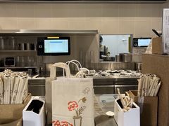 -喜茶(迪士尼小镇·平行宇宙店)
