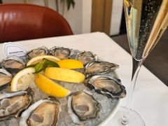 -斯普汇生蚝牛排馆(中骏世界城店)