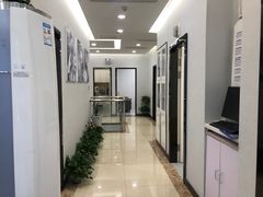 -美酷口腔牙齿矫正(江桥万达店)