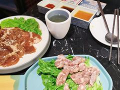 日本手打黑椒香肠-鹤江桥·红油牛肉粉(SKP店)
