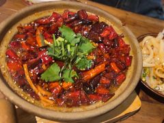 -有红鸡毛店·砂锅菜(抚琴夜市店)