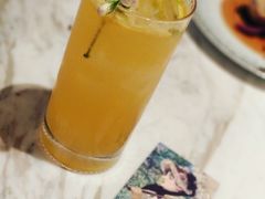 -théATRE 茶聚场(王府中環店)