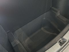 -TESLA 特斯拉(北京南四环中路特斯拉中心)