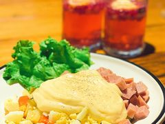 俄罗斯传统沙拉-通海俄式烧烤(下瓦房店)