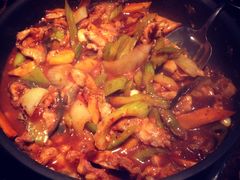 鲶鱼锅-猪啊牛呀羊啊铜盘烤肉(正大广场店)