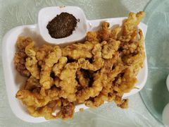 软炸皮皮虾肉-奥华餐厅·老张记(台基厂店)