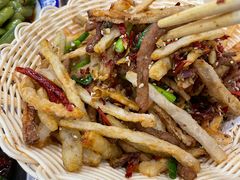 -江城燕子大排档(江汉路步行街店)