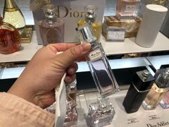 -DIOR迪奥(德基广场女装店)