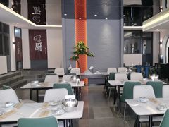 -何适山庄 ·可团建(水长城P2停车场店)