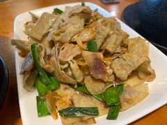 -莲餐厅·湖北菜·潜江小龙虾店(愚园路店)