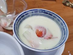 -周大娘牛乳(旧寨古村总店)