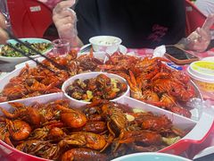 -肥肥虾庄·金牌油焖大虾(汉口城市广场店)