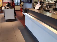-麦当劳(莘松路芭比伦DT店)