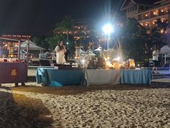 -亚龙湾希尔顿自助餐厅·海鲜·烧烤·沙滩BBQ·现场乐队