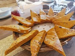 -菌自由丨野生菌火锅特色庭院餐厅(丽江古城店)