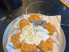 -W COLLECTIVE  DESSERT SHOP