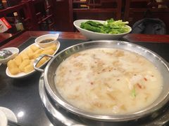 -老来福·非遗酸汤兔(凯旋路店)