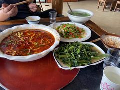 -八美镇邛崃土地坡饭店