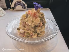 莫斯科沙拉-哈拉硕俄式西餐