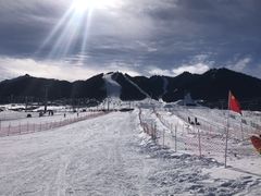 -丝绸之路山地度假区滑雪场