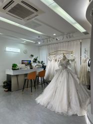 点击看大图 -LOVE SHINE婚纱·红鼎庄龙凤褂·妈妈装定制