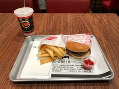 -FATBURGER 特富客汉堡(外交公寓店)