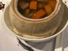 降脂猴头菇炖椰皇-朝(澳门伦敦人店)