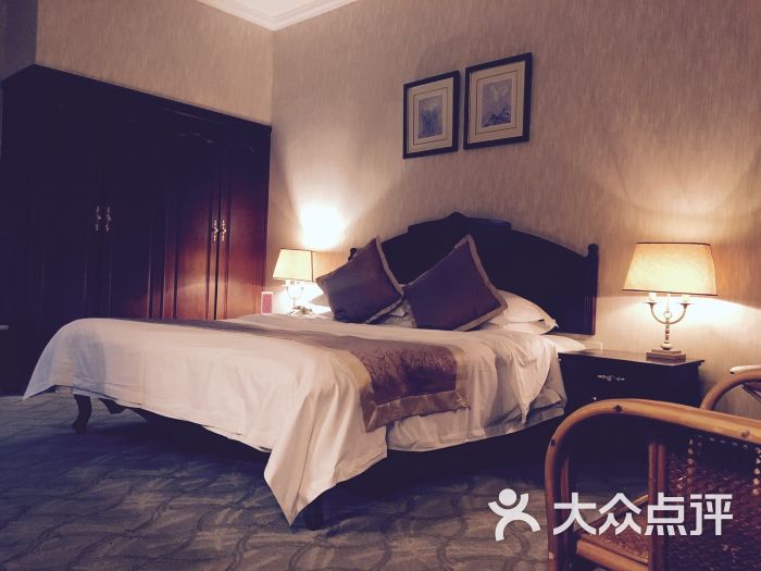 鄂州凤凰山庄酒店图片
