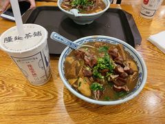 卤煮火烧-门框胡同百年卤煮(新街口店)