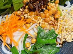 鸡枞凉米线-芸山季·云南野生菌火锅(宝能环球汇店)