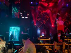 -MEGA PARTY CLUB