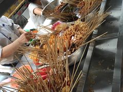 -海南大学南门小吃一条街(海甸三西路店)