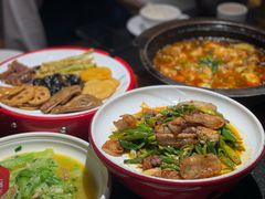 -万重锦·人文川菜馆(骡马市店)