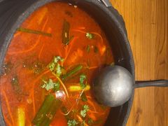 -贵厨酸汤牛肉(花果园国际中心店)