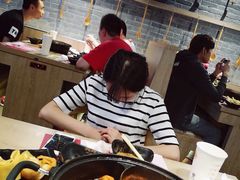 -呷哺呷哺(哈尔滨红博购物广场店)