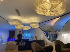 -涨巢·潮玩水疗局