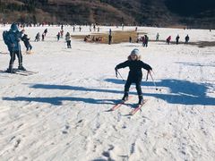 -济南卧虎山滑雪场