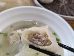 -珊珊小笼馆(仙霞路店)