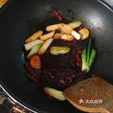 简单易做的家庭版辣椒鸡块大盘鸡