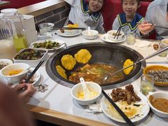 -鲁员外地锅鸡地锅鱼(古墩路店)