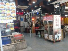-乔家小院•本地小海鲜•非遗驴肉(万年泉路店)