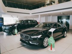 -杭州中沃沃尔沃4S店(滨江区店)
