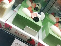 -罗森尼娜(德思勤店)