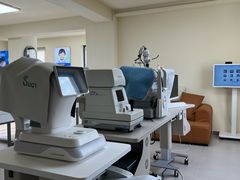-潘多拉眼镜·蔡司依视路明月(潘家园店)
