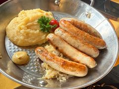 纽伦堡香肠-申德勒加油站西餐厅(日坛路总店)